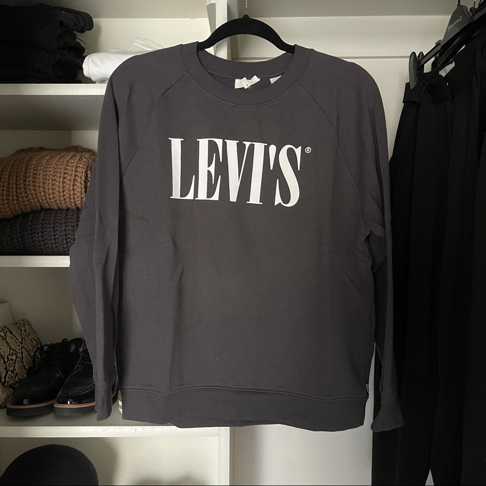 Levi’s Crewneck Sweatshirt